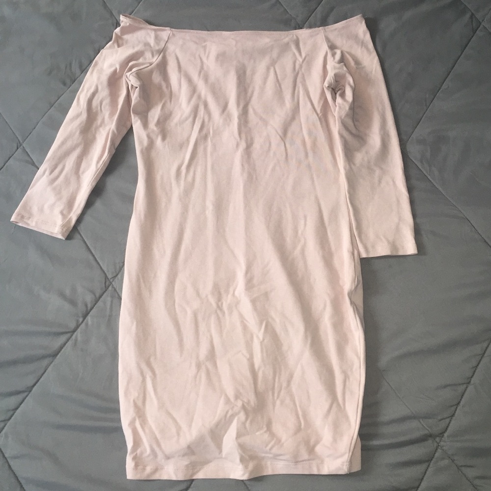 CHARLOTTE RUSSE Off the shoulder dress